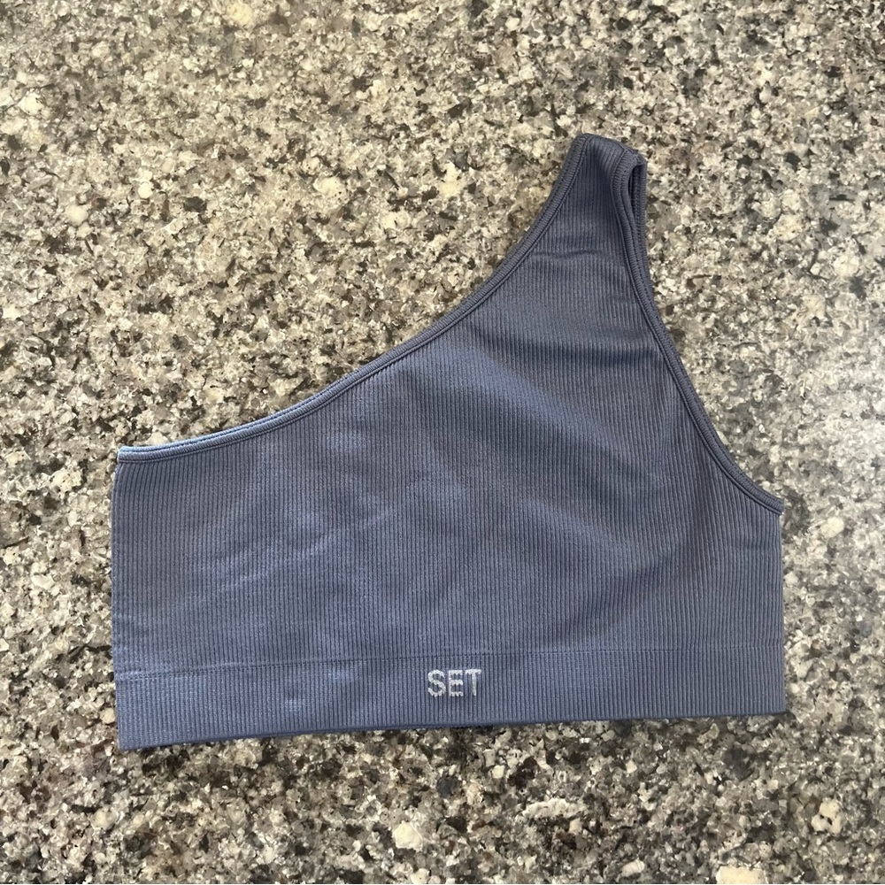 Set Active Slate One Shoulder Bra limited edition!